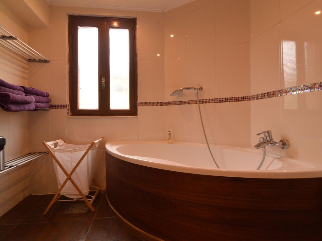 Spacious Holiday Home With Sauna In Celles Sur Plaine Eguisheim Luaran gambar